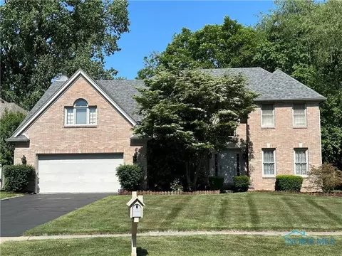 2614 Wimbledon Park Blvd, Toledo, OH 43617