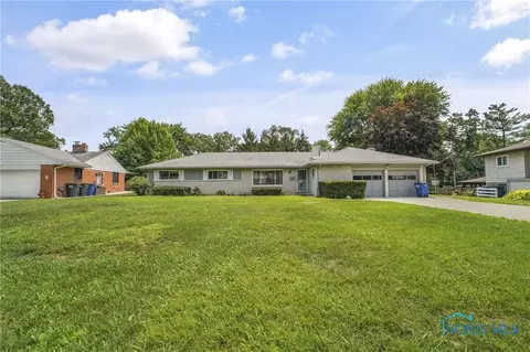2021 E Crest Dr, Toledo, OH 43614