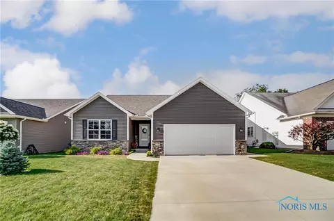 2191 Bluestone Dr, Findlay, OH 45840