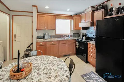 170 Laser Ln, Marblehead, OH 43440 photo 12