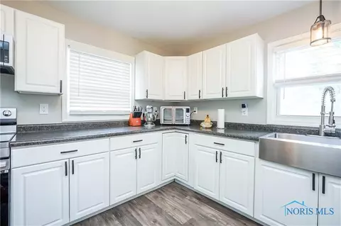 208 Edgar Ave, Findlay, OH 45840 photo 7