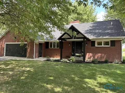 727 Terrace Dr, Upper Sandusky, OH 43351