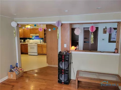 309 E Lehr Ave, Ada, OH 45810 photo 5