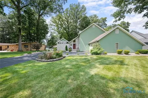 2713 Foxfire Ln, Findlay, OH 45840