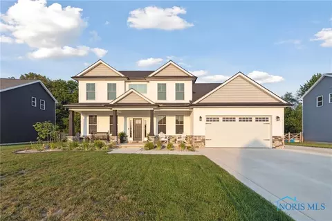952 Wilkshire Dr, Waterville, OH 43566