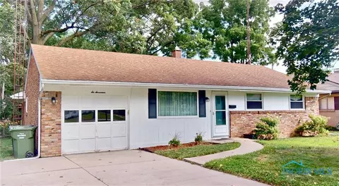 617 Sackett St, Maumee, OH 43537