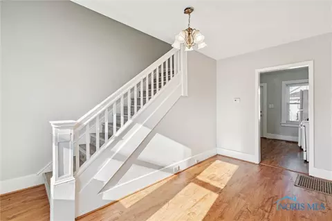 4135 Upton Ave, Toledo, OH 43613 photo 7