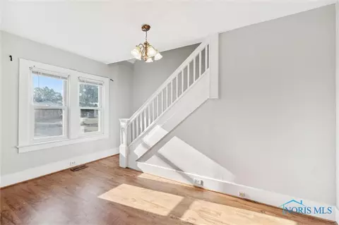 4135 Upton Ave, Toledo, OH 43613 photo 8