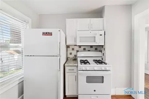 4135 Upton Ave, Toledo, OH 43613 photo 13