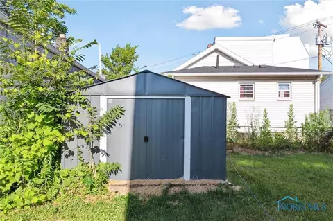 4135 Upton Ave, Toledo, OH 43613 photo 25