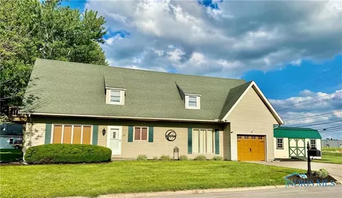 451 California Ave, Findlay, OH 45840