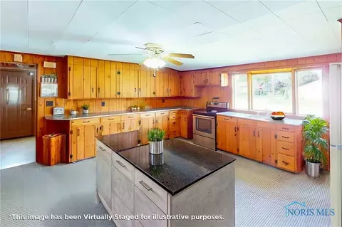 670 N Ash St, Bascom, OH 44809 photo 10