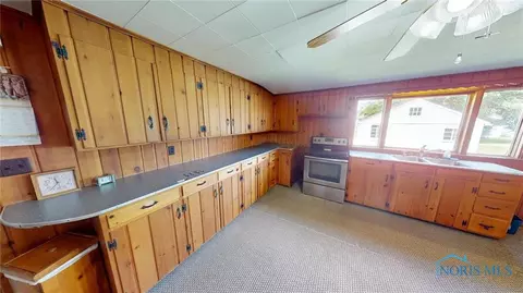 670 N Ash St, Bascom, OH 44809 photo 11