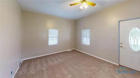 670 N Ash St, Bascom, OH 44809 photo 5