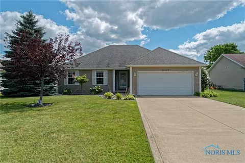 29182 Greystone Dr, Millbury, OH 43447