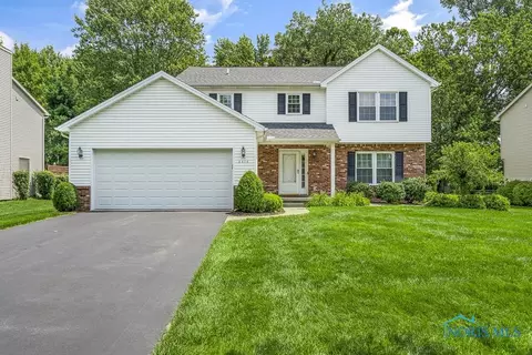 2414 Fawn Hollow Rd, Toledo, OH 43617