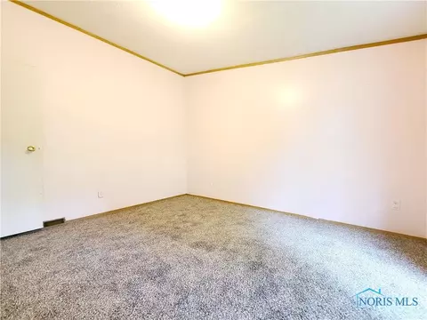 516 E Perry St, Bryan, OH 43506 photo 11