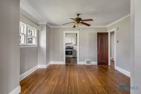 2126 Joffre Ave, Toledo, OH 43607 photo 6