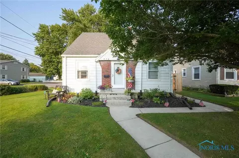813 Carnahan Ave, Findlay, OH 45840