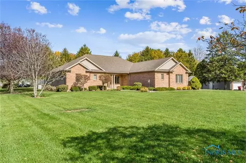 322 E Lima Ave, Ada, OH 45810