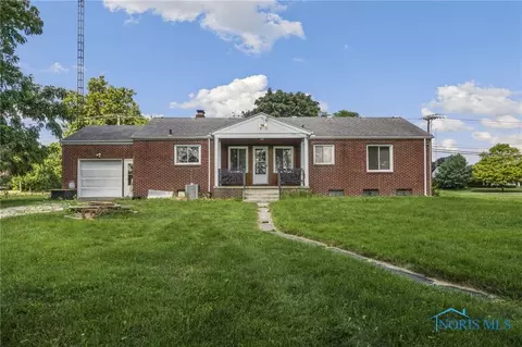 1337 S Coy Rd, Oregon, OH 43616