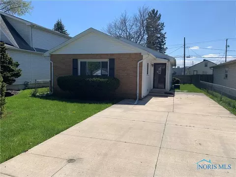 1517 Daytona Dr, Toledo, OH 43612