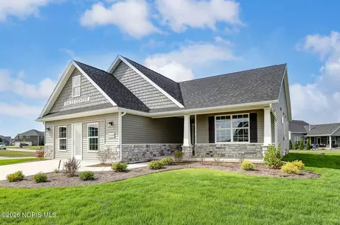 15100 Sugar Maple Dr, Perrysburg, OH 43551