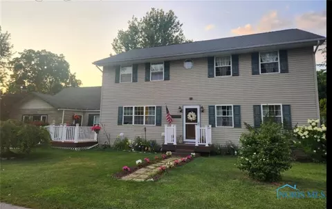 10690 Woodland Ave, Perrysburg, OH 43551