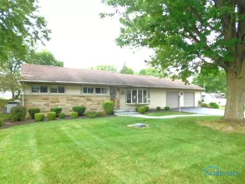 206 Beall Dr, Bloomdale, OH 44817