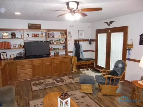 4450 Thackeray Rd, Maumee, OH 43537 photo 13