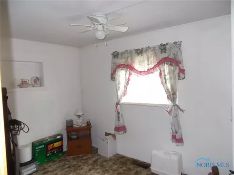 4450 Thackeray Rd, Maumee, OH 43537 photo 10