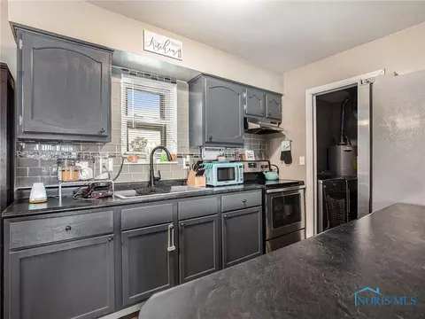 514 Olive Dr, Bryan, OH 43506 photo 8