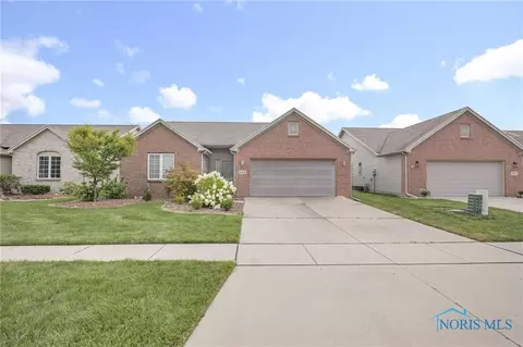 4311 E Crystal Rdg, Maumee, OH 43537