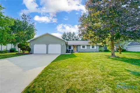 3009 Saint Andrews Dr, Findlay, OH 45840