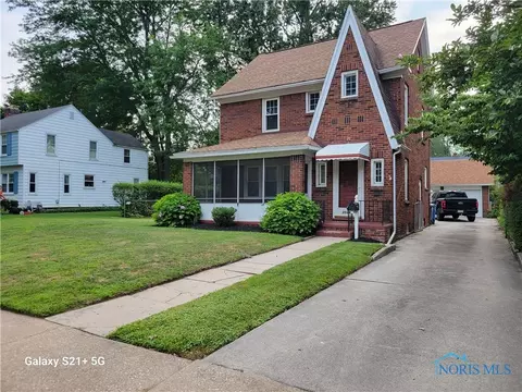 3525 Wyckliffe Pkwy, Toledo, OH 43606