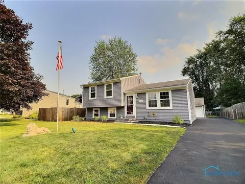11343 Wyndham Dr, Whitehouse, OH 43571