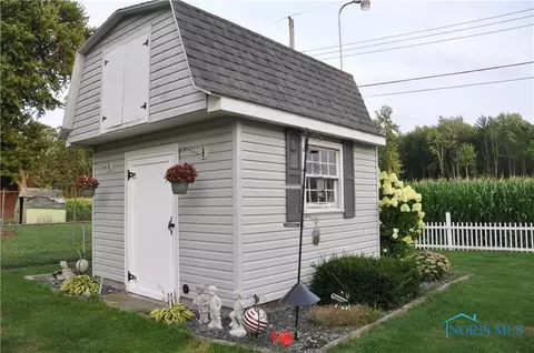 4185 Fox Ave, Clyde, OH 43410 photo 14