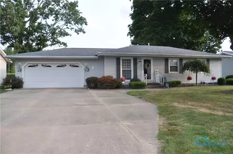 4185 Fox Ave, Clyde, OH 43410 photo 2
