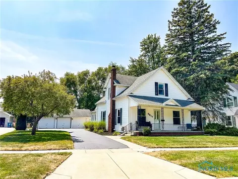 6817 Maplewood Ave, Sylvania, OH 43560
