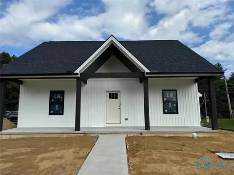 6829 Heller Rd, Whitehouse, OH 43571