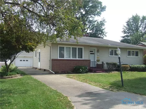 3221 Muirfield Ave, Toledo, OH 43614