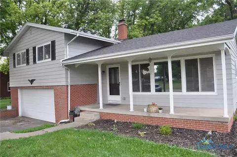 861 Fremont St, Elmore, OH 43416