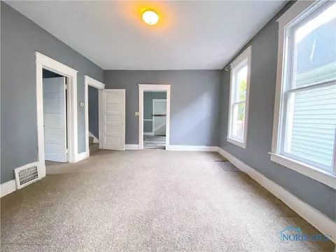 20 E Central Ave, Toledo, OH 43608 photo 5