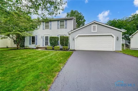 3671 Woodspring Rd, Sylvania, OH 43560