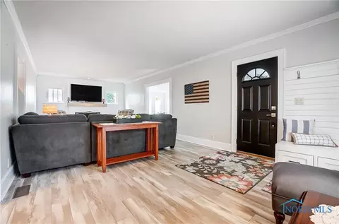 2425 S Main St, Findlay, OH 45840 photo 5
