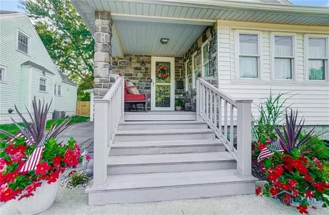 2425 S Main St, Findlay, OH 45840 photo 2
