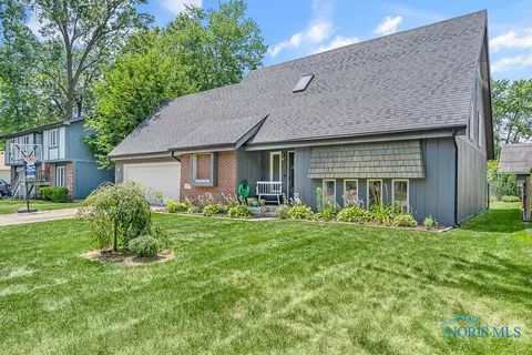 5455 Allison Ln, Sylvania, OH 43560