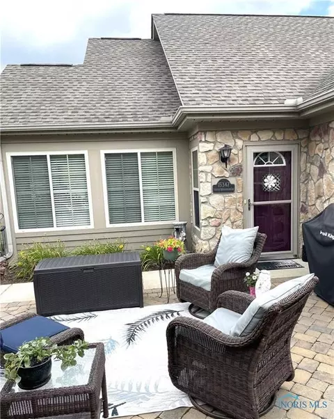 15347 S Watermark Dr, Findlay, OH 45840