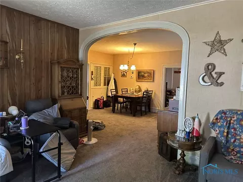 200 E Forest St, Clyde, OH 43410 photo 10