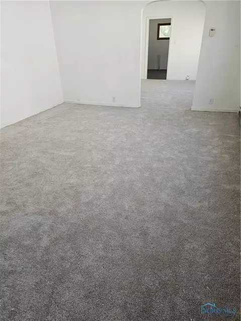 1256 Tecumseh St, Toledo, OH 43607 photo 3